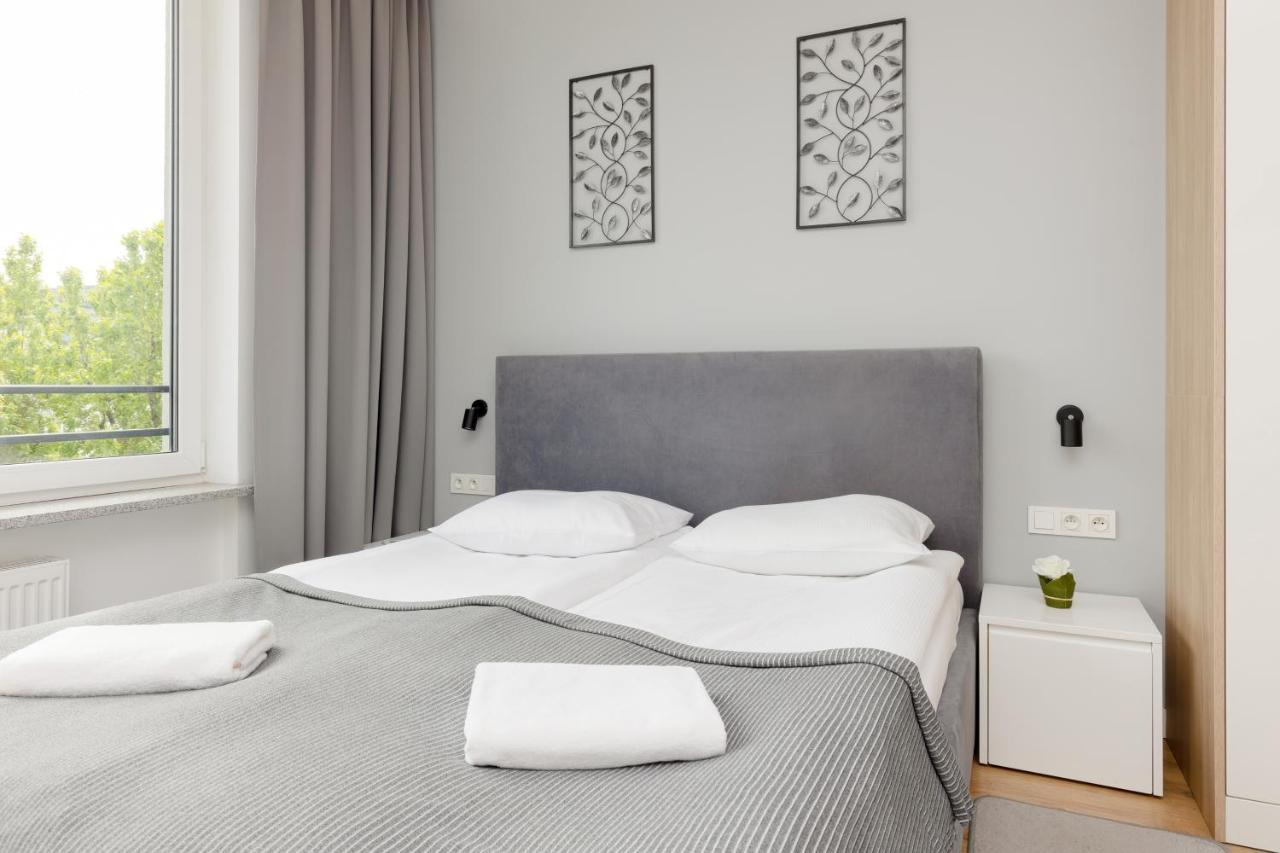 Wola Pet-Friendly Apartments With Ac Slawinska By Noclegi Renters Warsaw Luaran gambar